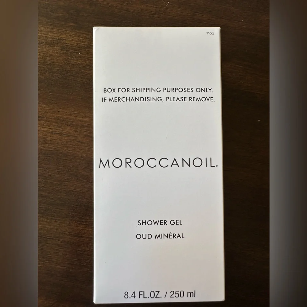 Moroccanoil Oud Minéral Invigorating Shower Gel - Picture 7 of 9